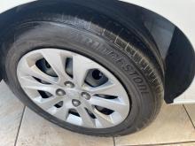 ONIX HATCH LT 1.0 12V Flex 5p Mec. 2023 Único dono Revisado 55.000km